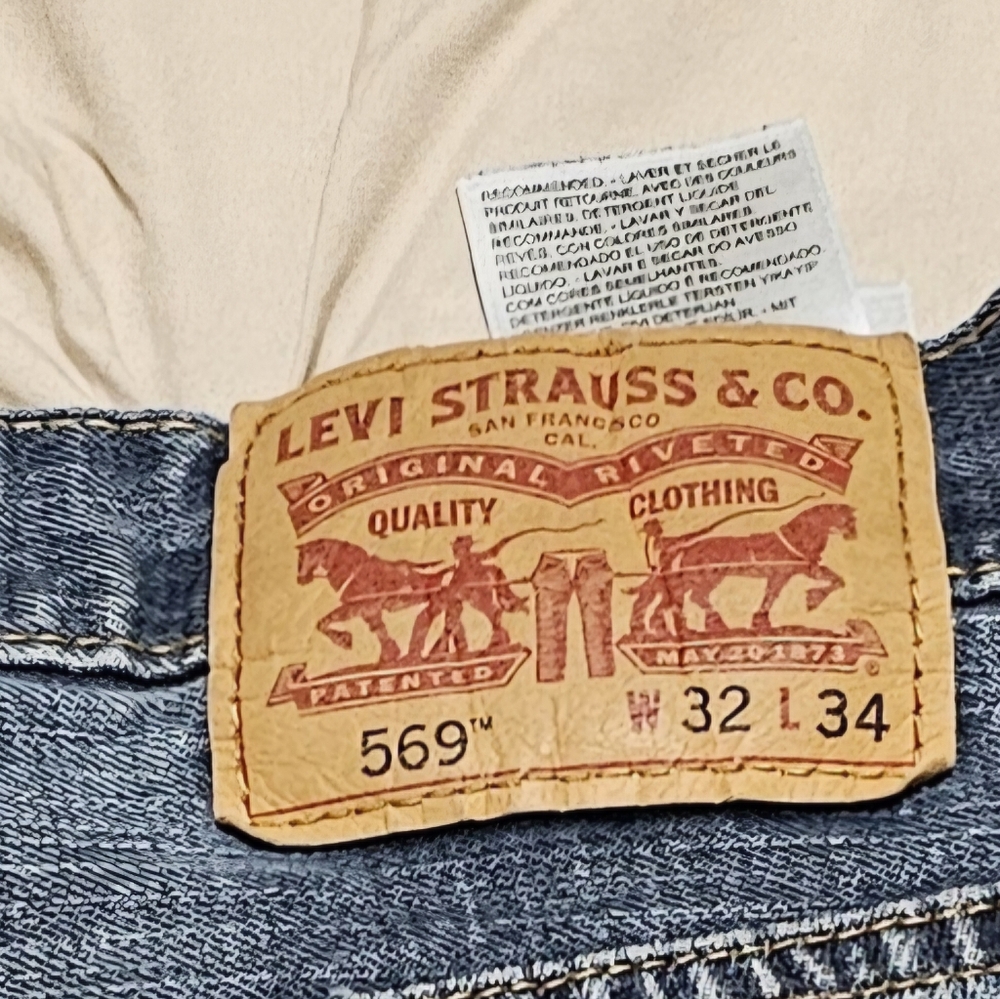 Men's Levi's 569